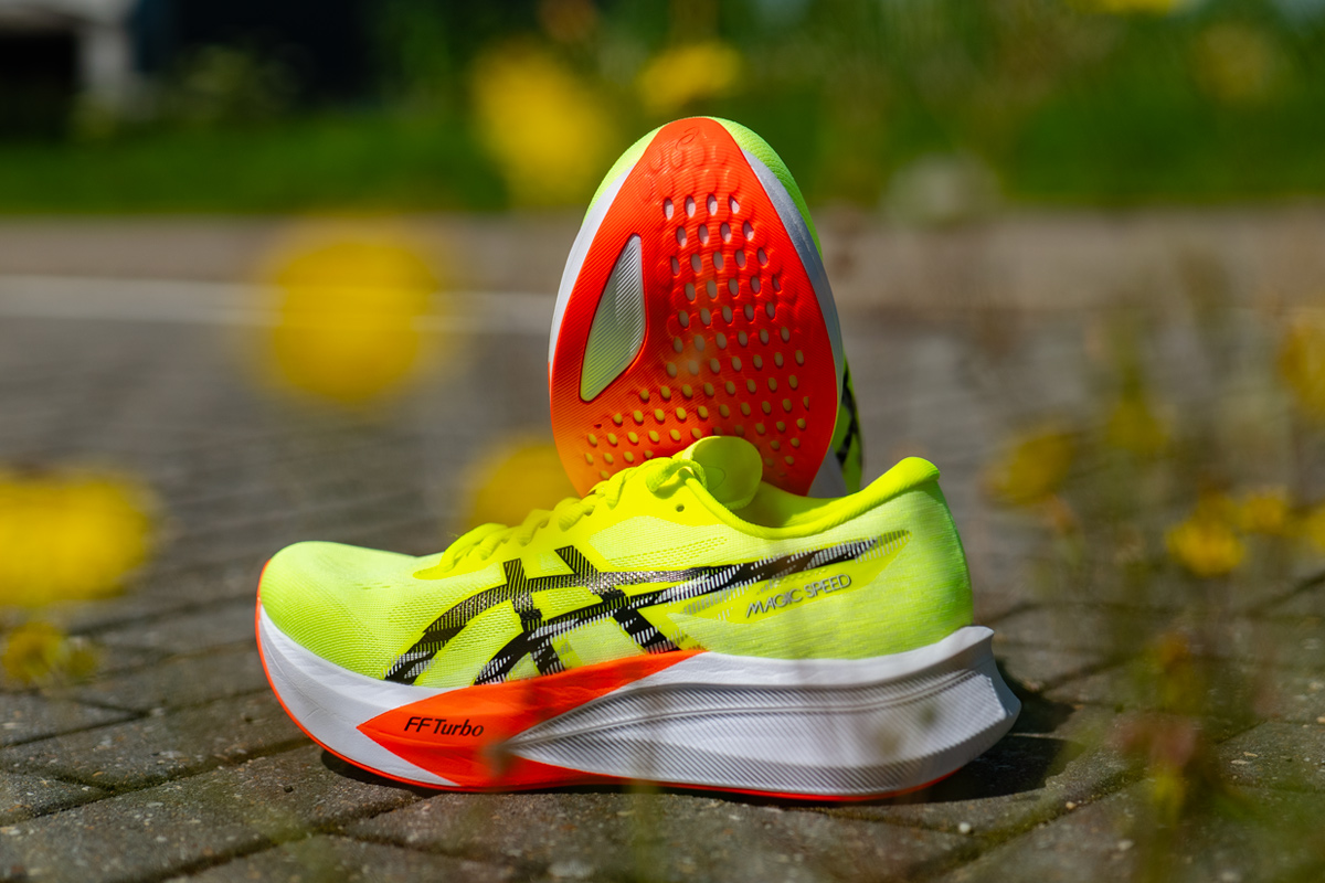 Asics Speed Carbon schoenen | De Hardloopwinkel blog