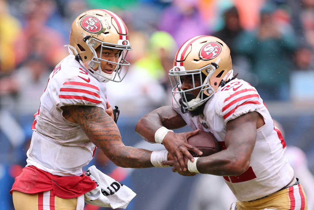 Fantasy Football Waiver Wire Advice: Pickups to Target, Stash